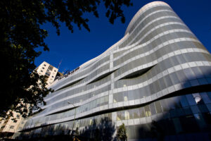 Allianz ultima la compra de Castellana 200 por 250 millones de euros